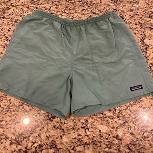 Patagonia Baggies Men’s Size Large